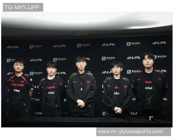 聚焦JDG战队近期状态分析与表现评估探讨