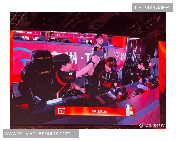 和平精英巨献揭秘JDG战队默契配合与战术策略的深度解析
